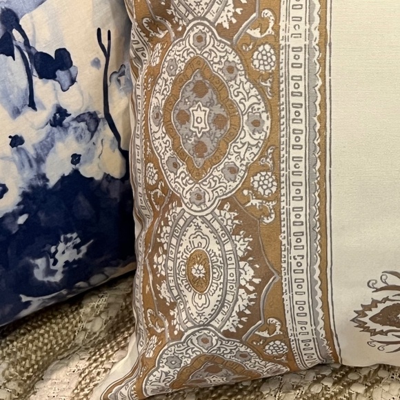 Indoor/Outdoor Neutral Pillow - Picture 2 of 5